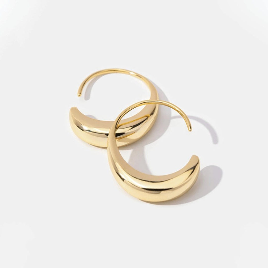 Pendientes Minimalistas de Aro Dorado