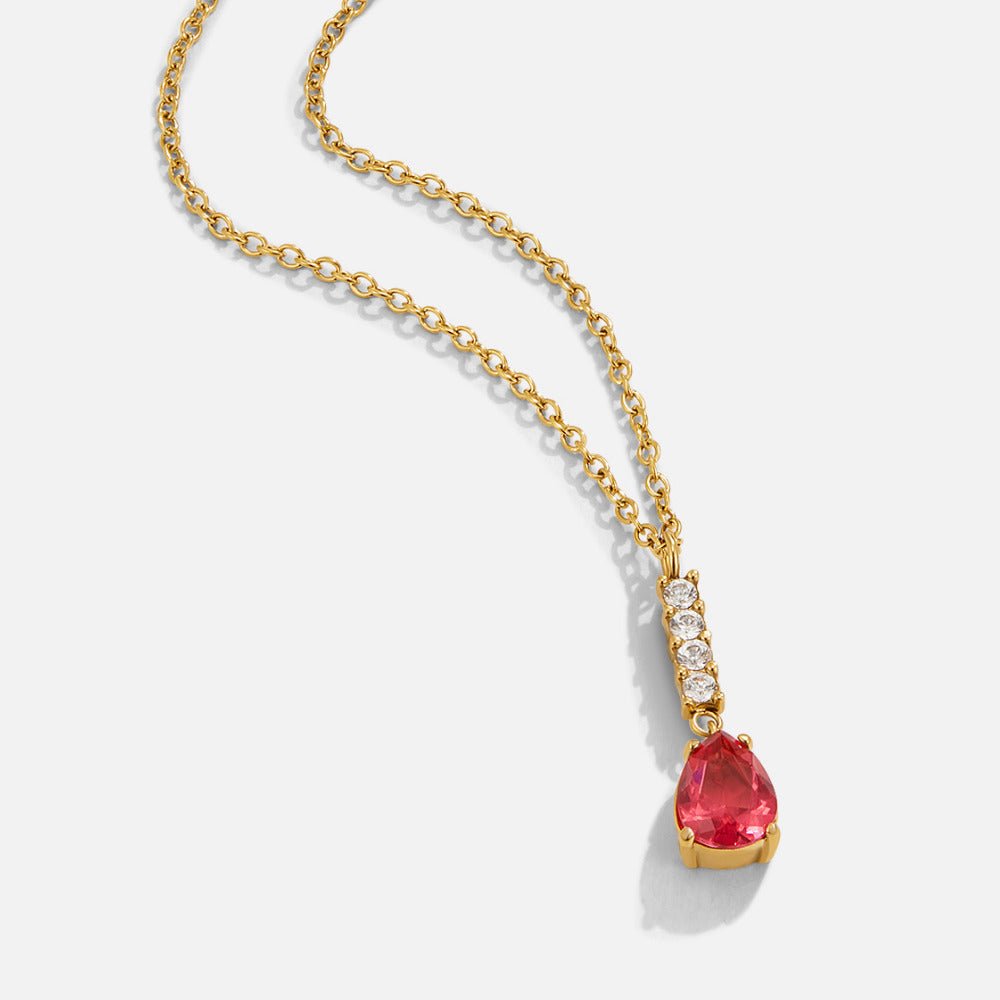 Collar con colgante de lágrima de cristal rubí