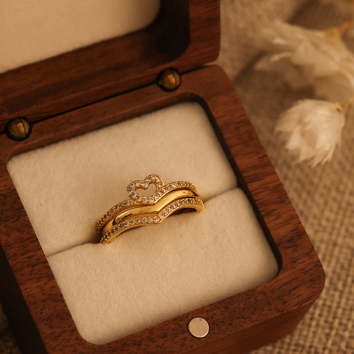 Anillos apilables Shining Love Wish Bone