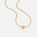 Collar de oro con dije de estrella delicada