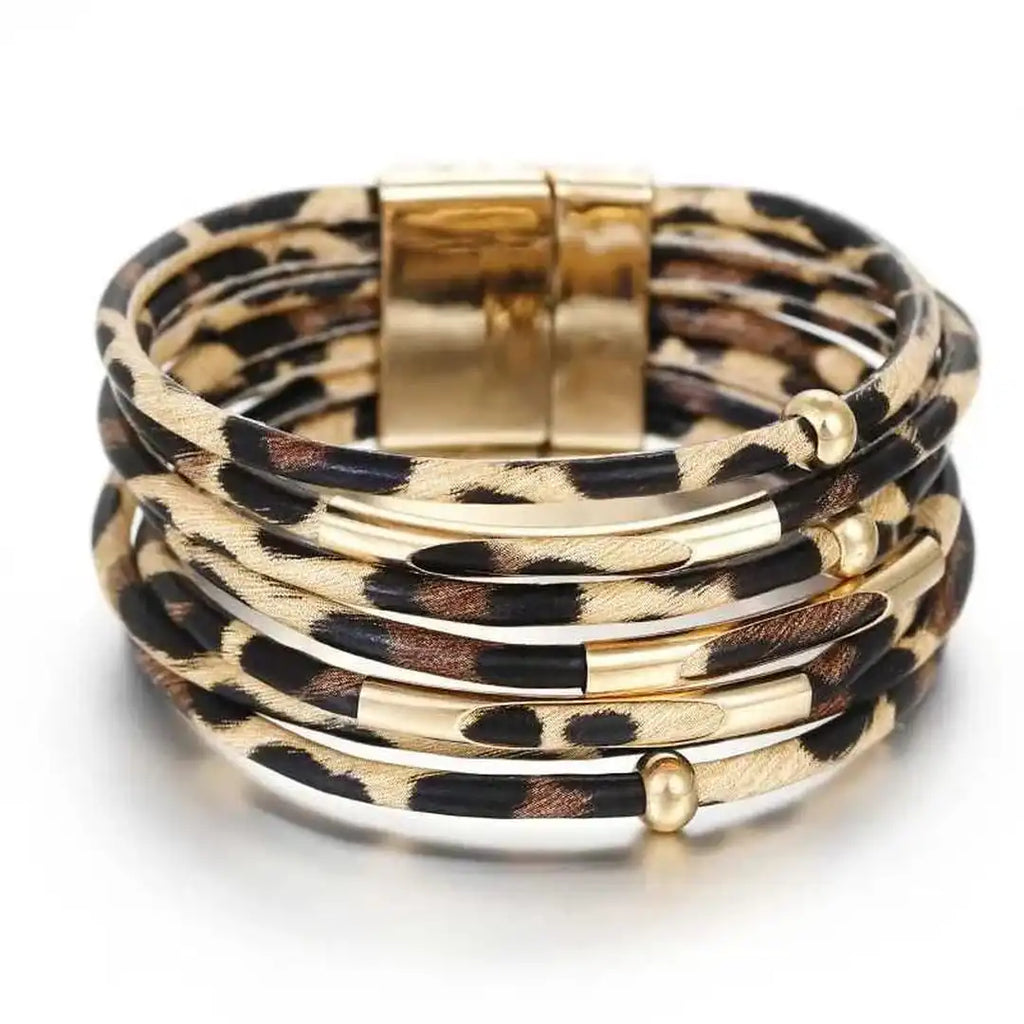 Pulsera ancha tipo bohemio de múltiples capas