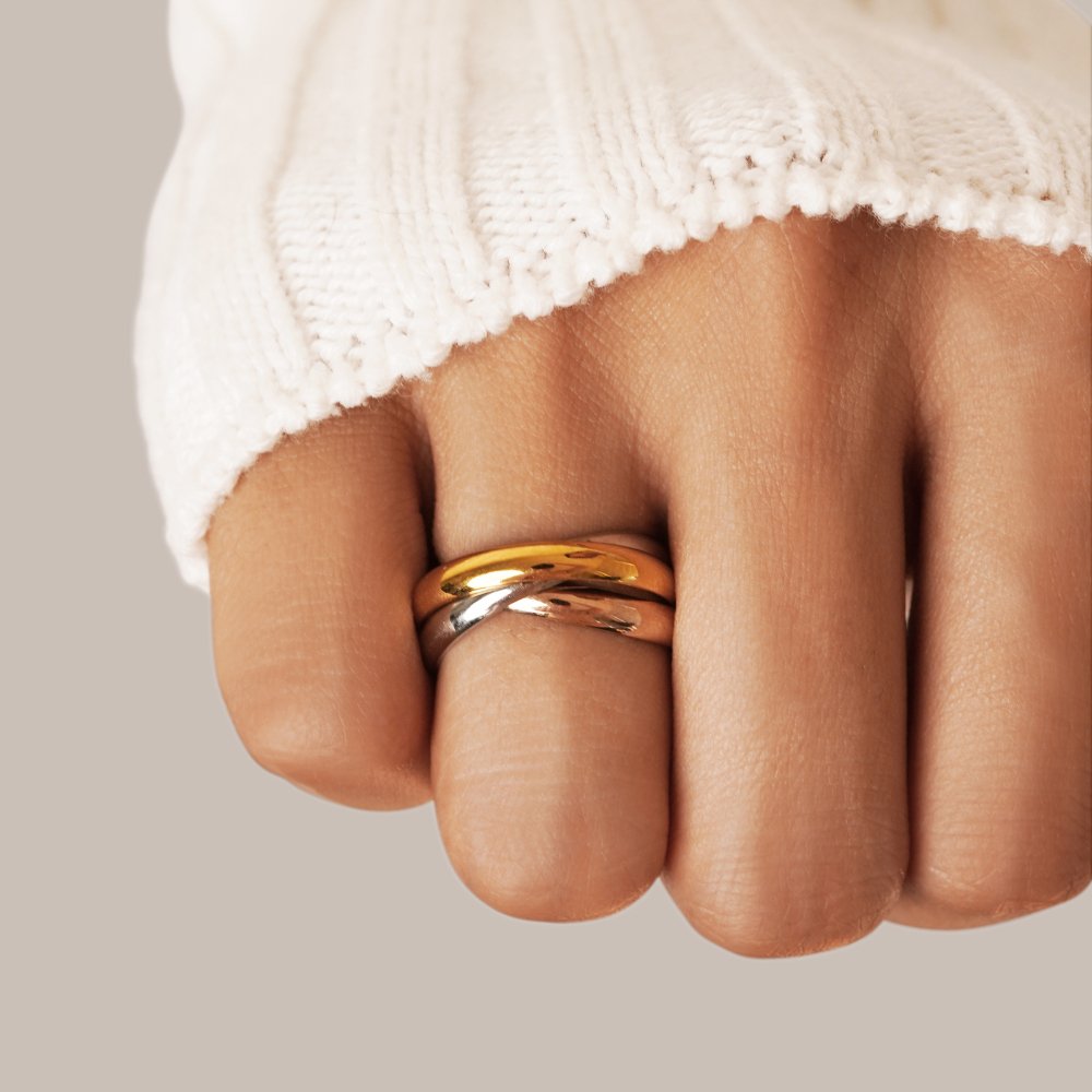 Anillo Elena de triple aro entrelazado