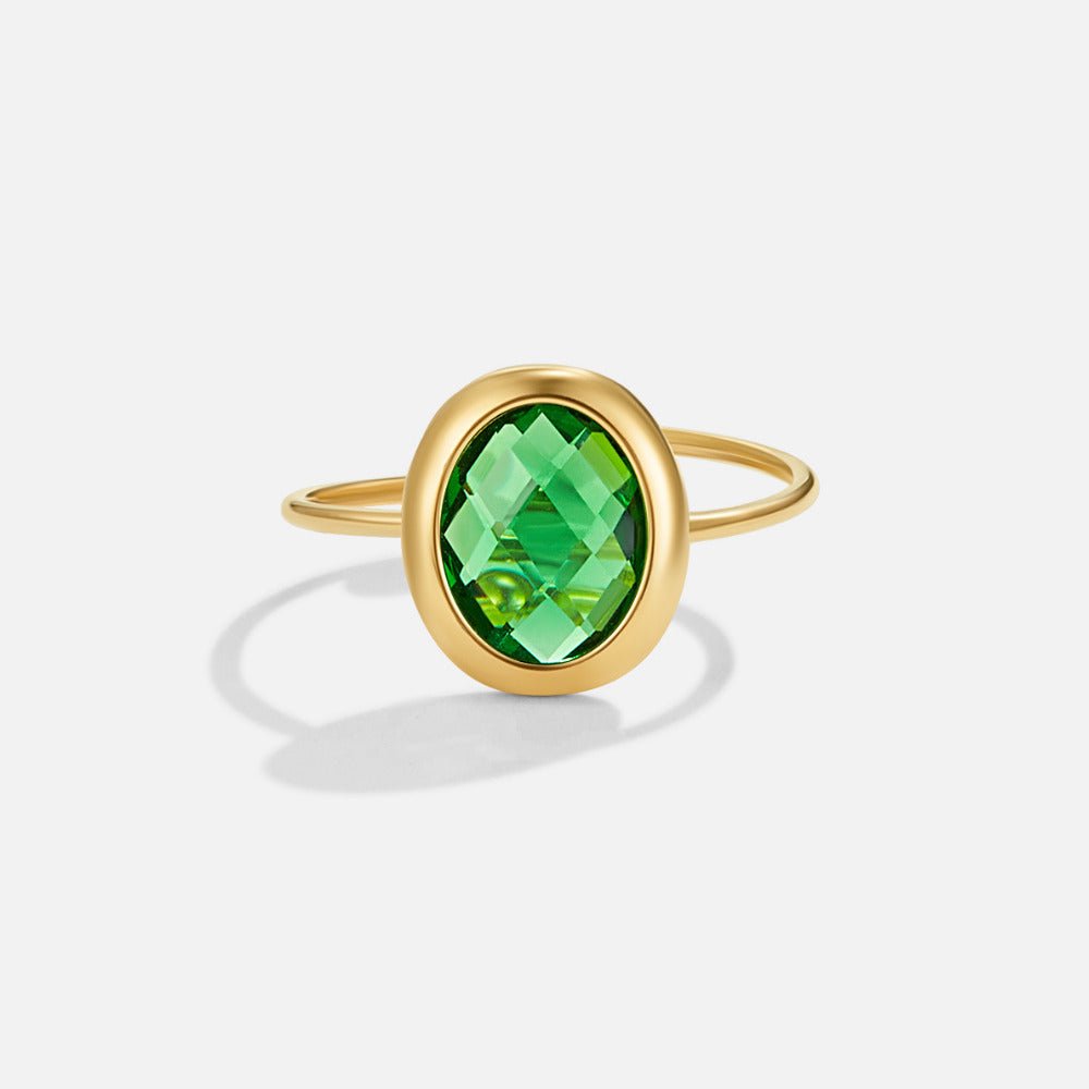 Anillo de Oro con Cristal Verde Esmeralda