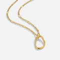 Collar con colgante Erin dorado