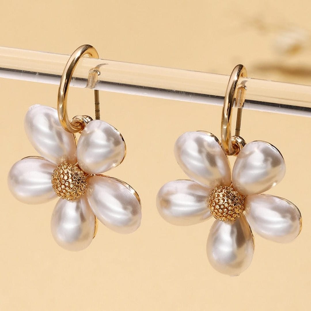 Pendientes colgantes Pearl Petal Daisy