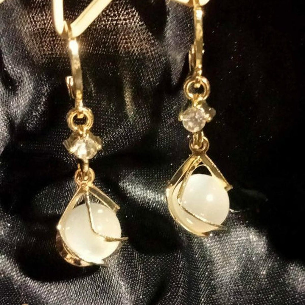 Pendientes colgantes de ópalo blanco