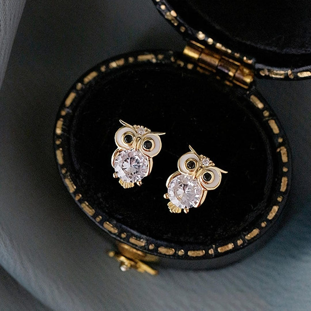 Aretes de búho con circonitas doradas