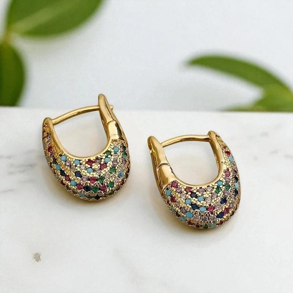 Pendientes elegantes con incrustaciones de cristal de colores