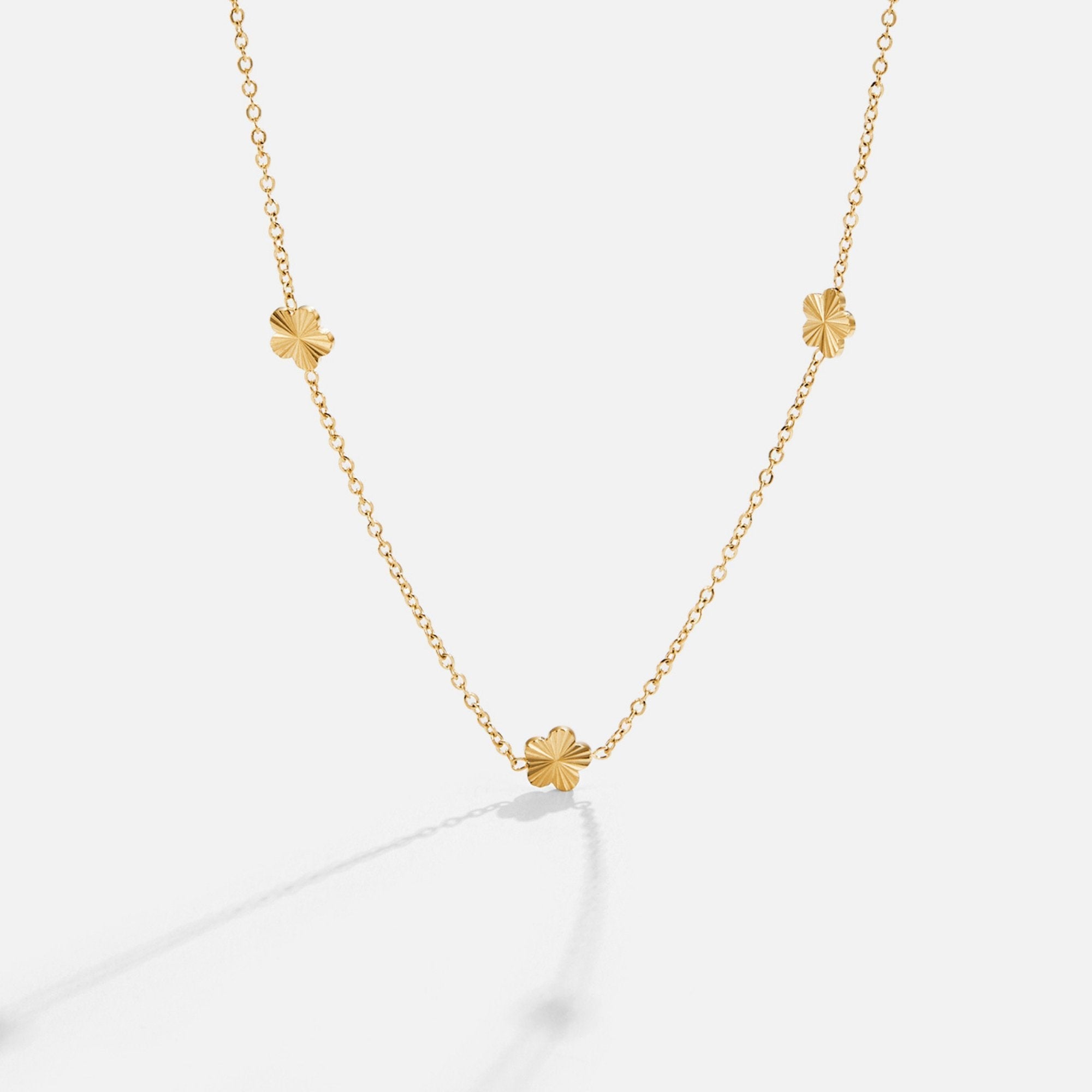 Collar de cadena de oro de 18K Flower Power
