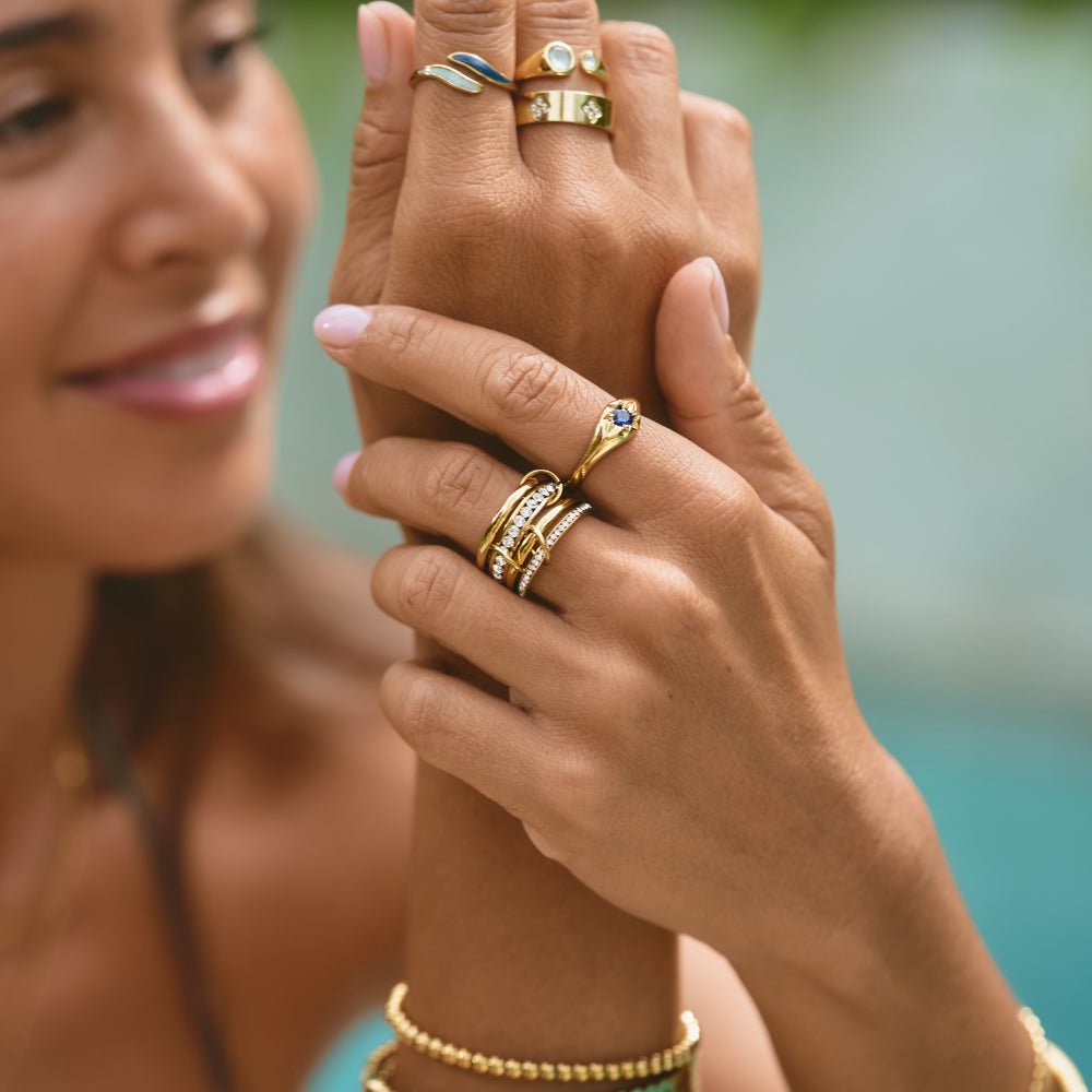 Anillo de oro y cristal "Forever"
