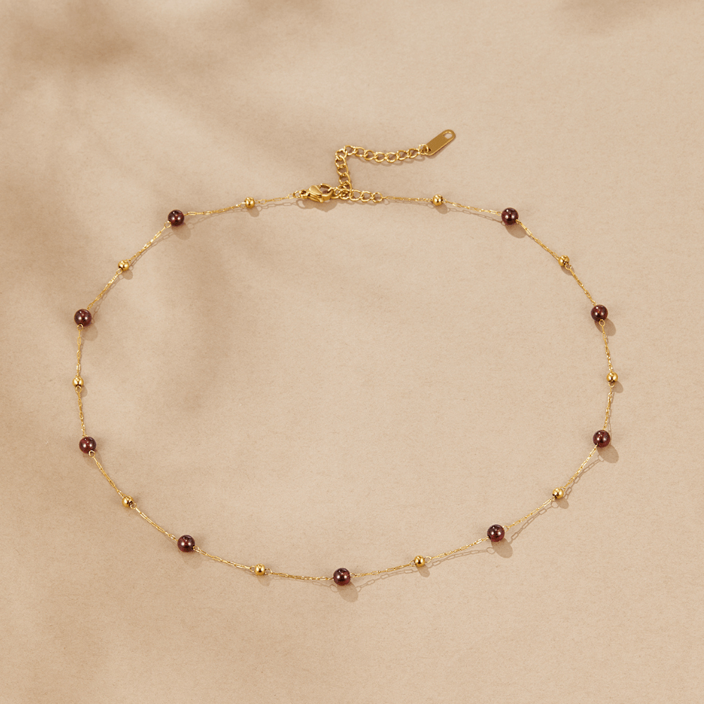 Collar de cuentas granate rojo vino