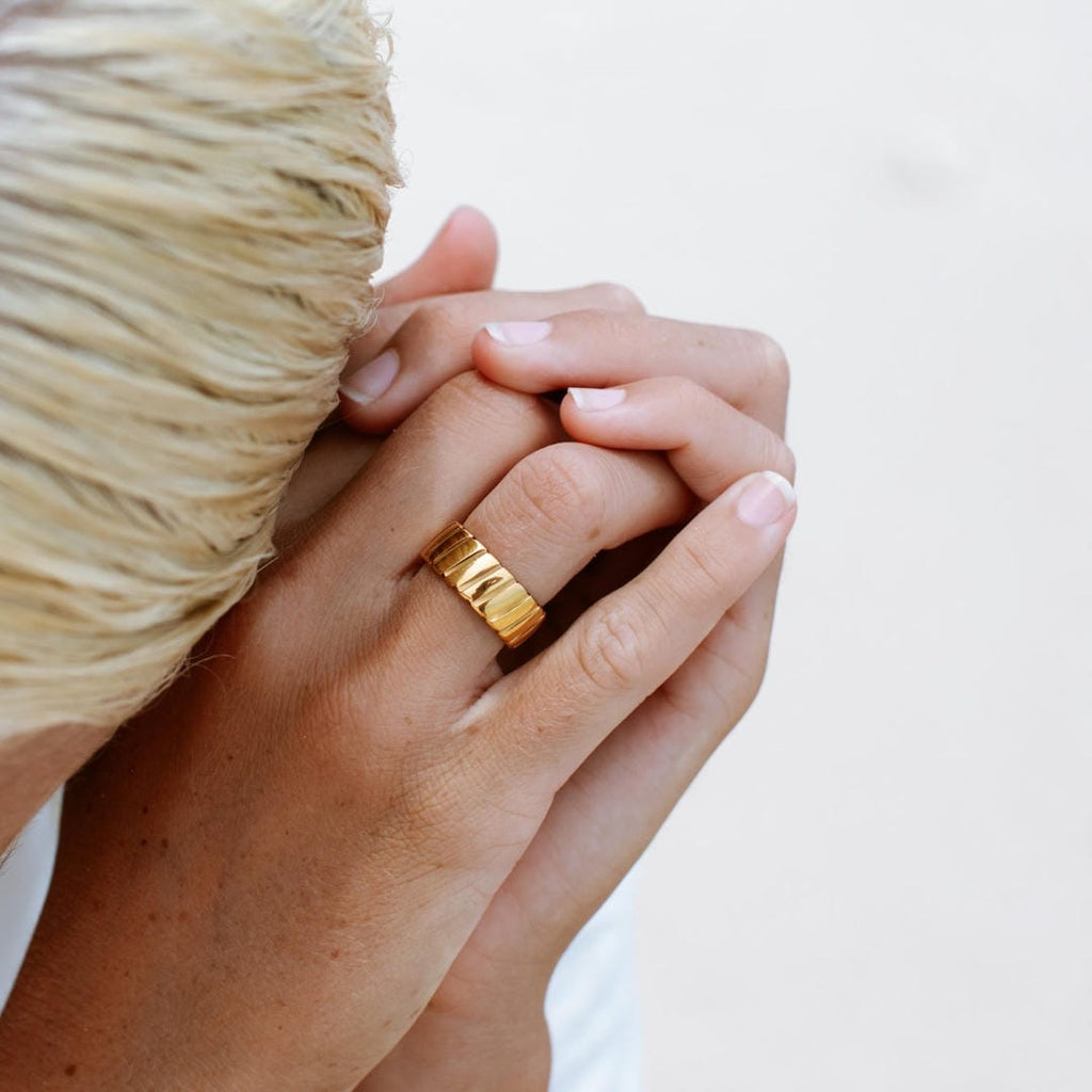 Anillo Gleam Atrevido