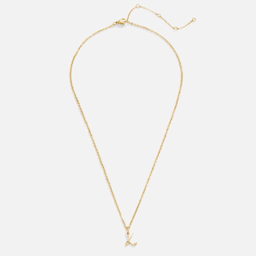 Collar de corazón con letra de oro