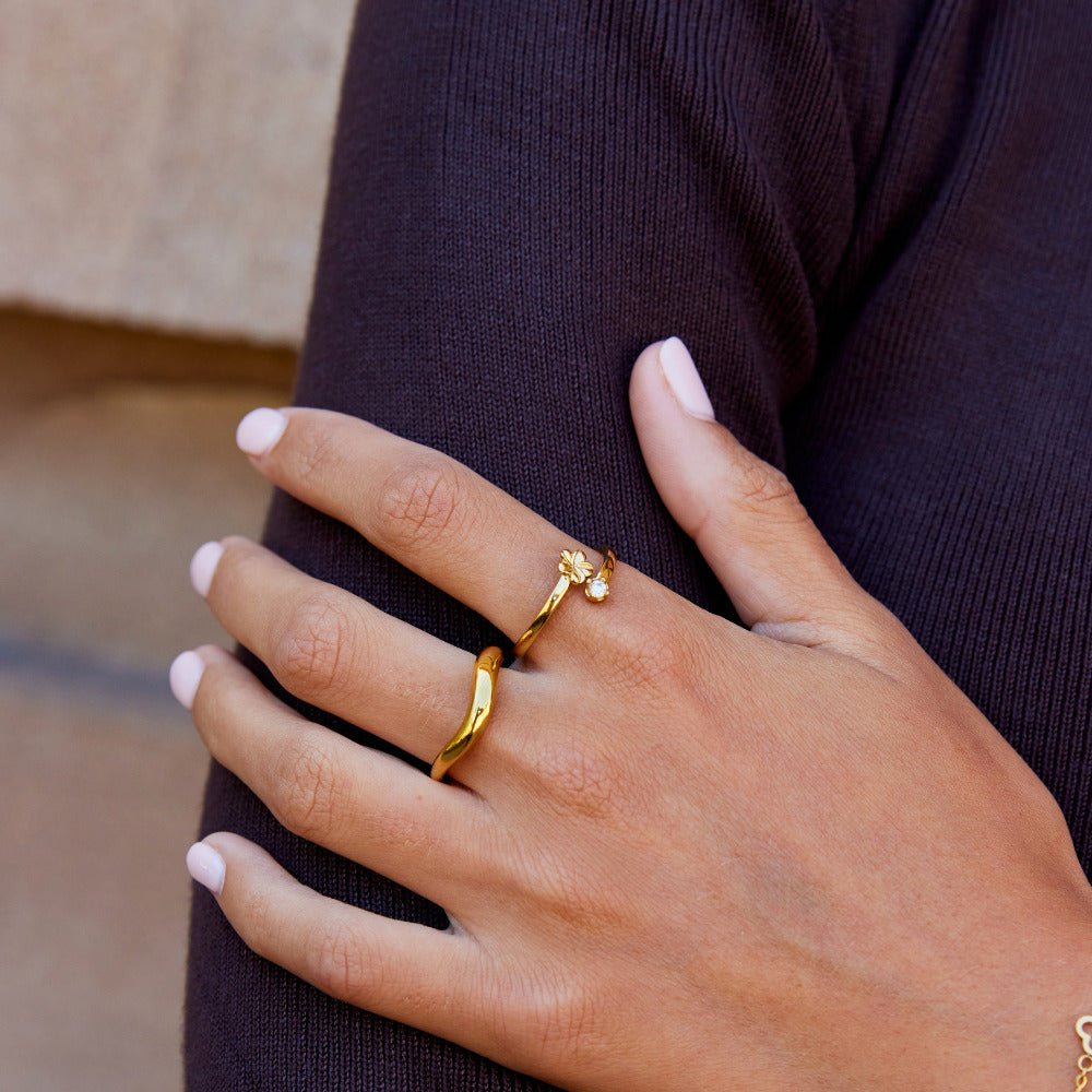 Anillo Pétalo Flor Dorada