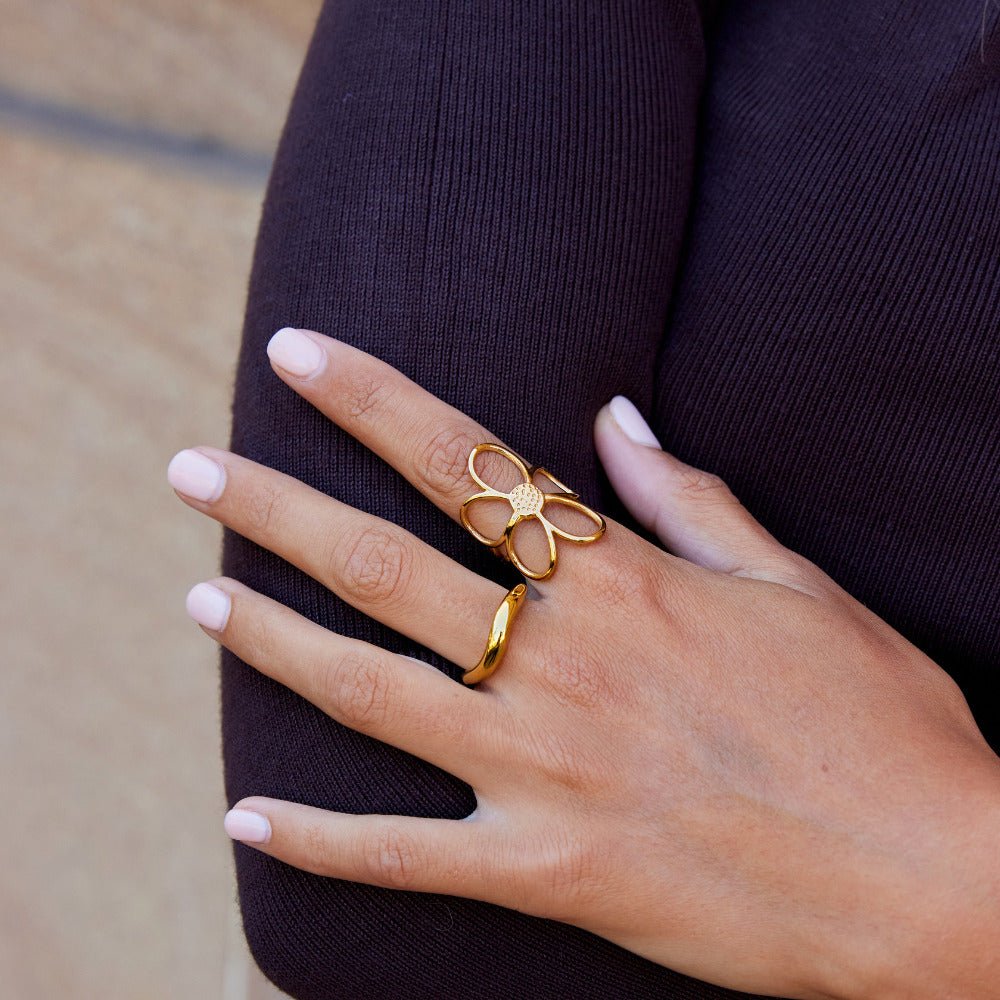 Anillo de flor Margarita Dorada