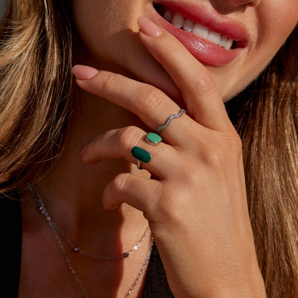 Anillo Envolvente Plateado Sauce Verde