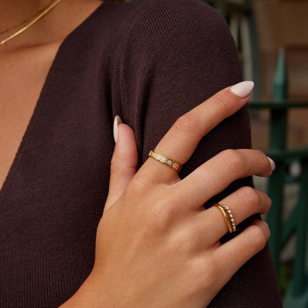 Anillo de cristal dorado Hera
