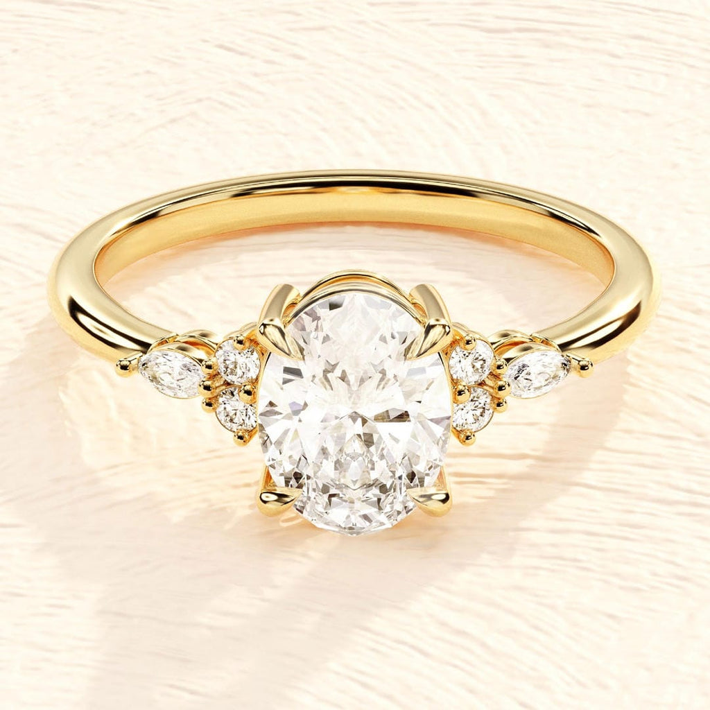 Anillo solitario ovalado con acentos de cristal