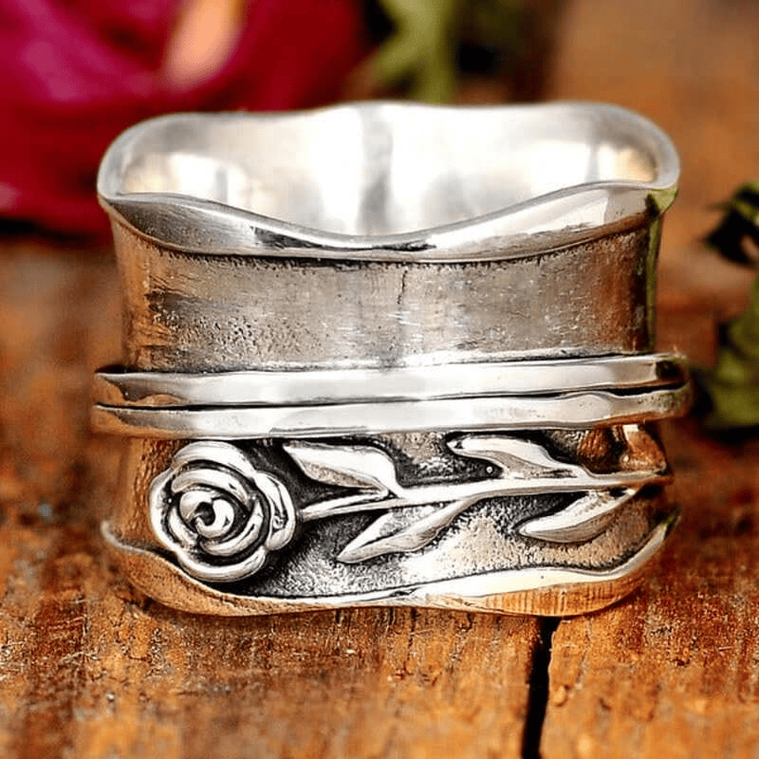 Anillo de plata vintage con flor