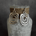Pendientes en espiral de plata vintage