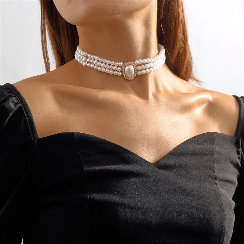 Exquisito collar de tres perlas luminosas