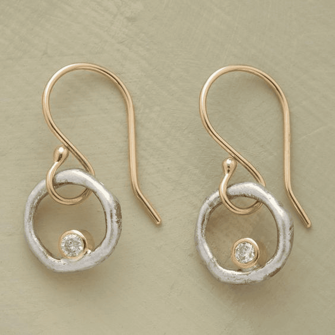 Pendientes de oro y plata antiguos con circonitas cúbicas