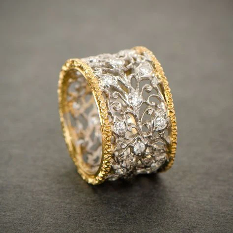 Anillo de hiedra de circonita vintage