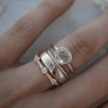 Juego de anillos de oro y circonita