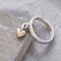 Anillo de plata con corazón colgante vintage