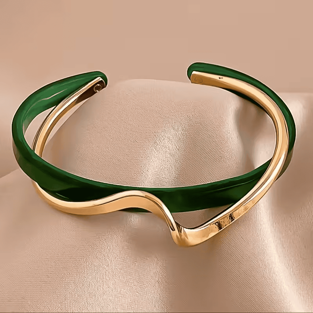Elegante Pulsera Ondulada Verde Esmeralda