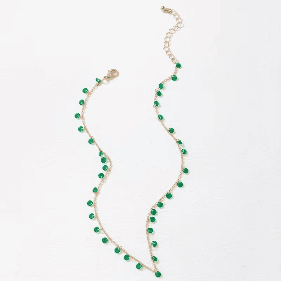 Collar con colgante de esmeralda hecho a mano