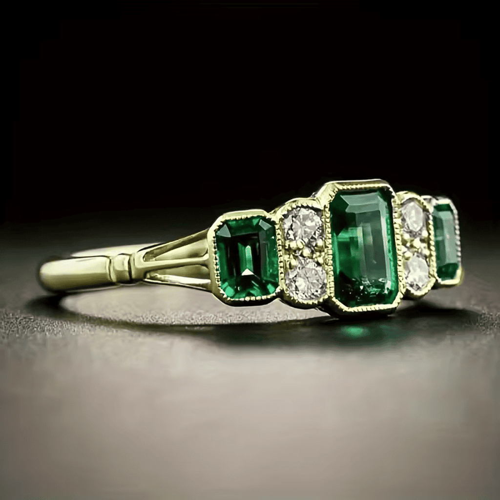 Anillo Esmeralda Antiguo de la Herencia