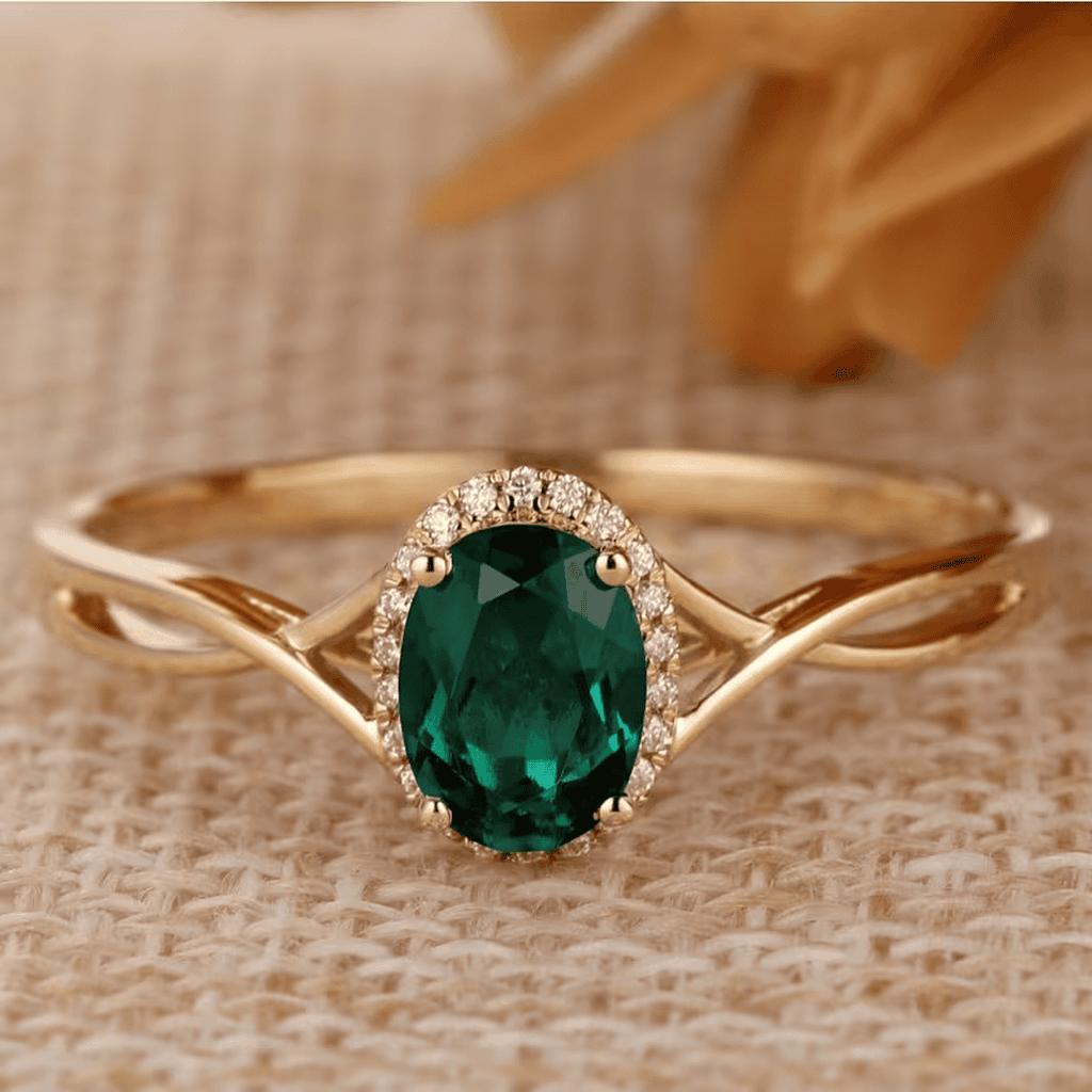 Anillo Espiral Esmeralda Eterna