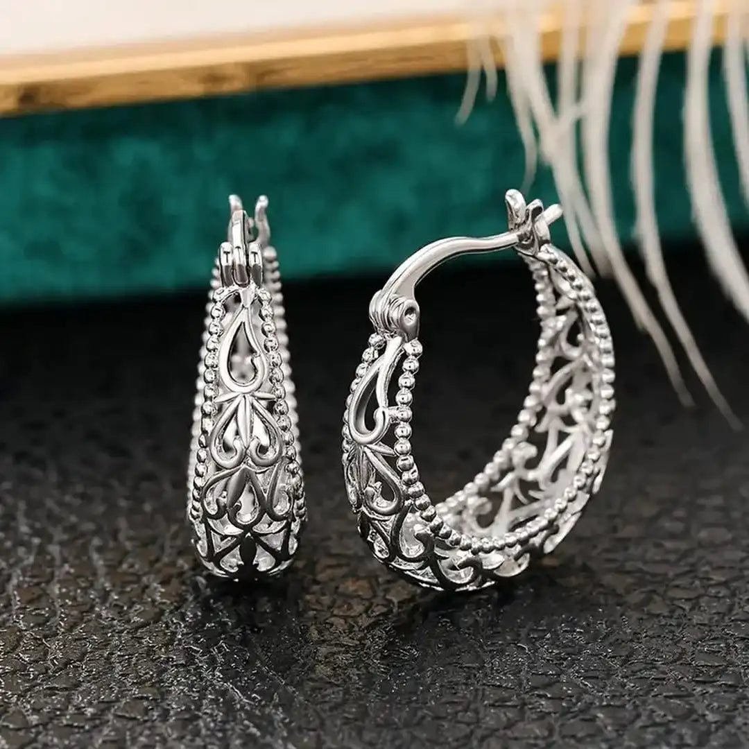 Pendientes de cesta huecos antiguos
