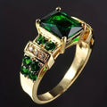 Exquisito anillo de esmeralda