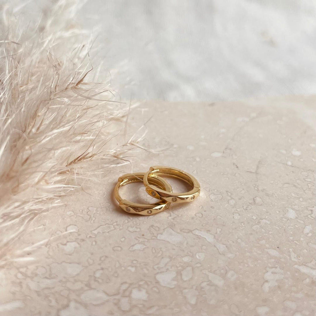 Arracadas Huggie Marquesa de Oro