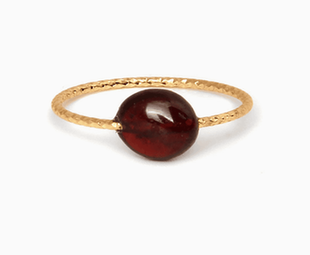 Anillo Delgado con Piedras de Colores