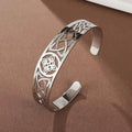 Exquisita pulsera hueca abierta de plata