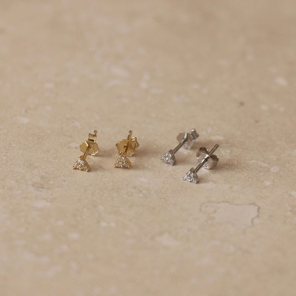 Pendientes de botón trío brillantes