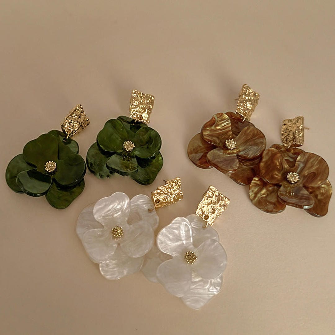 Elegantes Pendientes Florales Bohemios