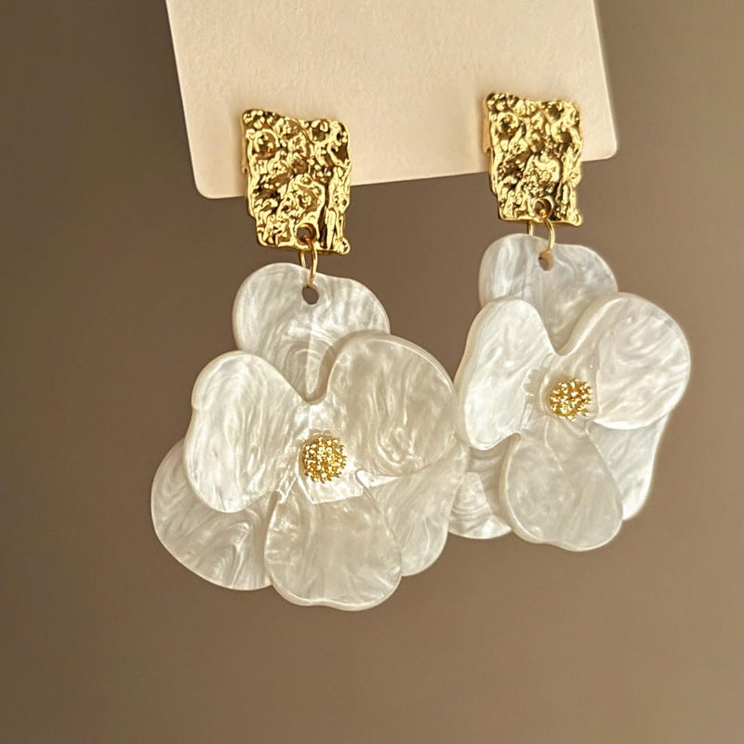 Elegantes Pendientes Florales Bohemios