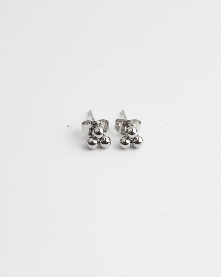Pendientes de botón con forma de bola (bola maciza/racimo de bolas)