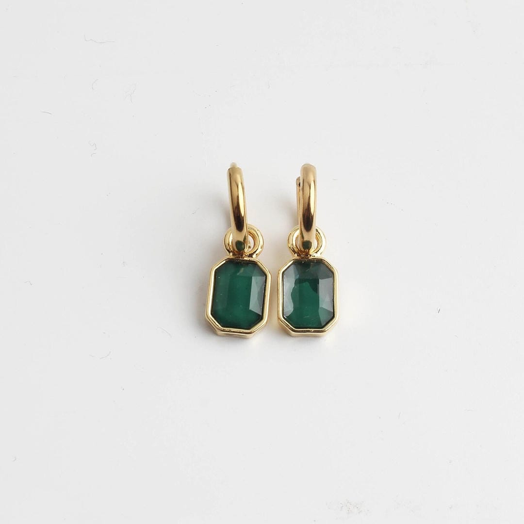 Elegantes pendientes Leonore con detalle de piedra