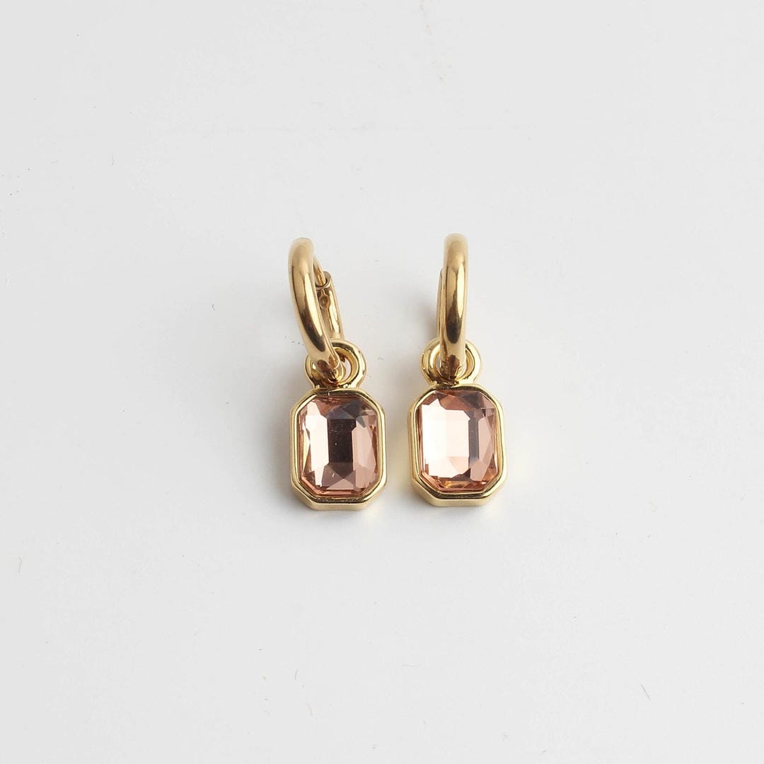 Elegantes pendientes Leonore con detalle de piedra