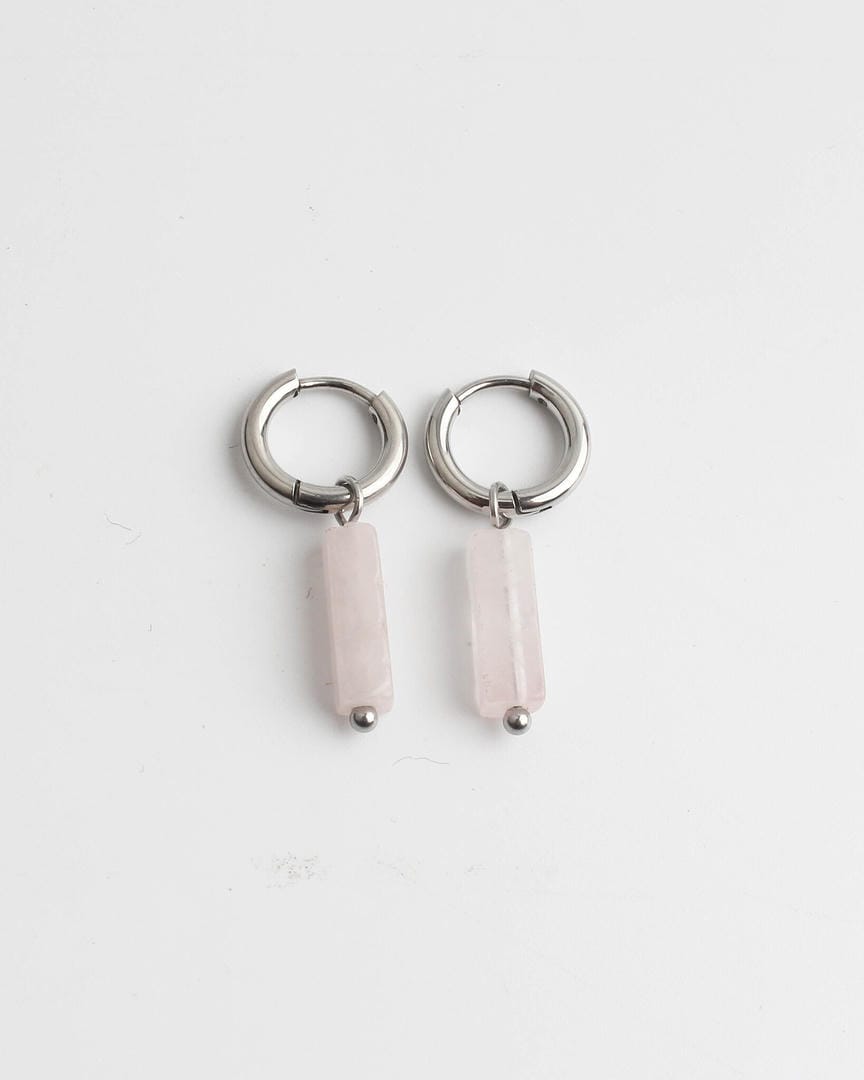 Pendientes de barra de piedra tonificada