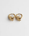 Pendientes de aro Huggie con dijes puntiagudos