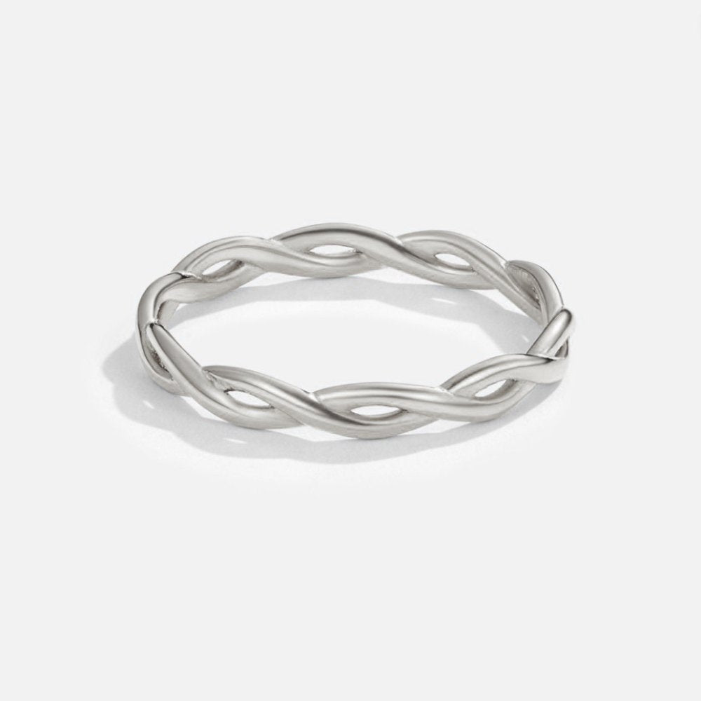 Anillo retorcido de plata 18K Infinito