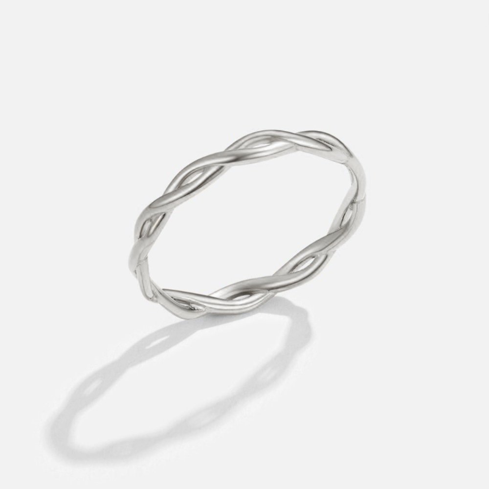 Anillo retorcido de plata 18K Infinito