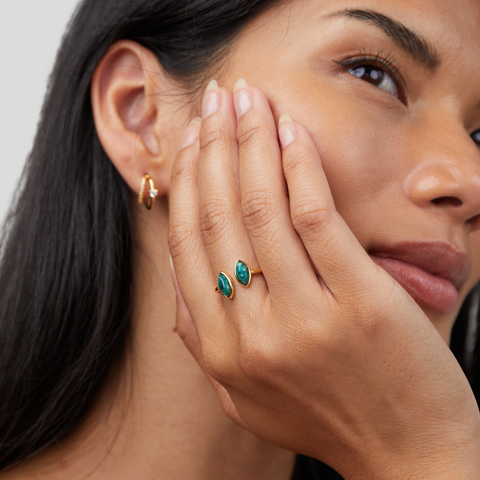 Anillo tipo espiral verde jade