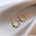 Aretes de aro esmaltados multicolores en oro
